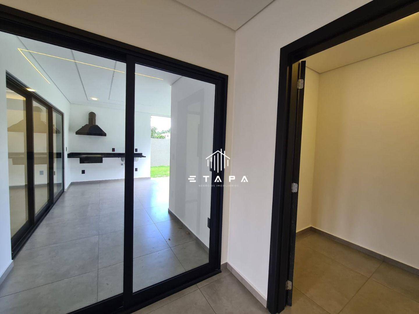 Casa de Condomínio à venda com 3 quartos, 221m² - Foto 13