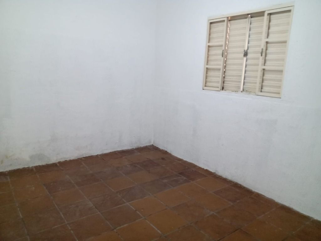 Casa à venda com 3 quartos, 230m² - Foto 25