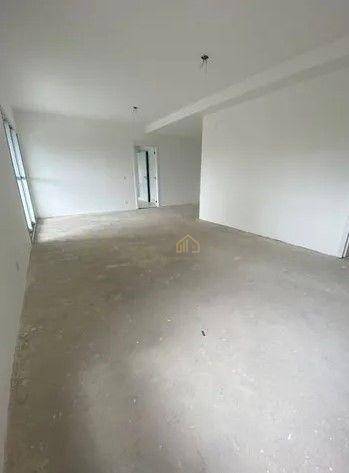 Apartamento à venda com 3 quartos, 136m² - Foto 9