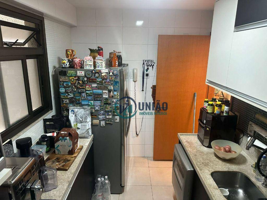 Apartamento à venda com 2 quartos, 85m² - Foto 13