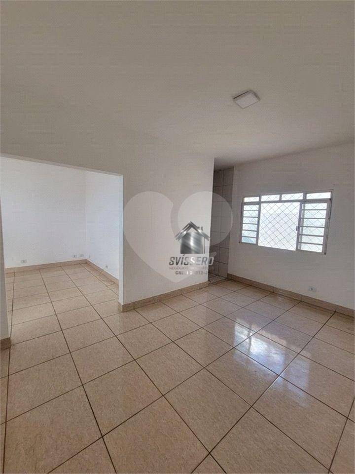 Casa, 3 quartos, 190 m² - Foto 1