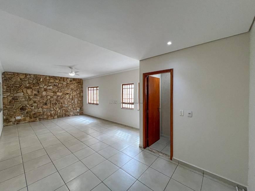 Casa à venda com 3 quartos, 300m² - Foto 9