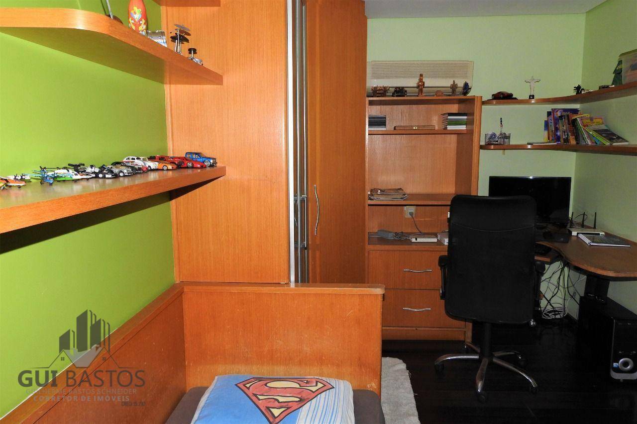 Casa à venda com 3 quartos, 350m² - Foto 8