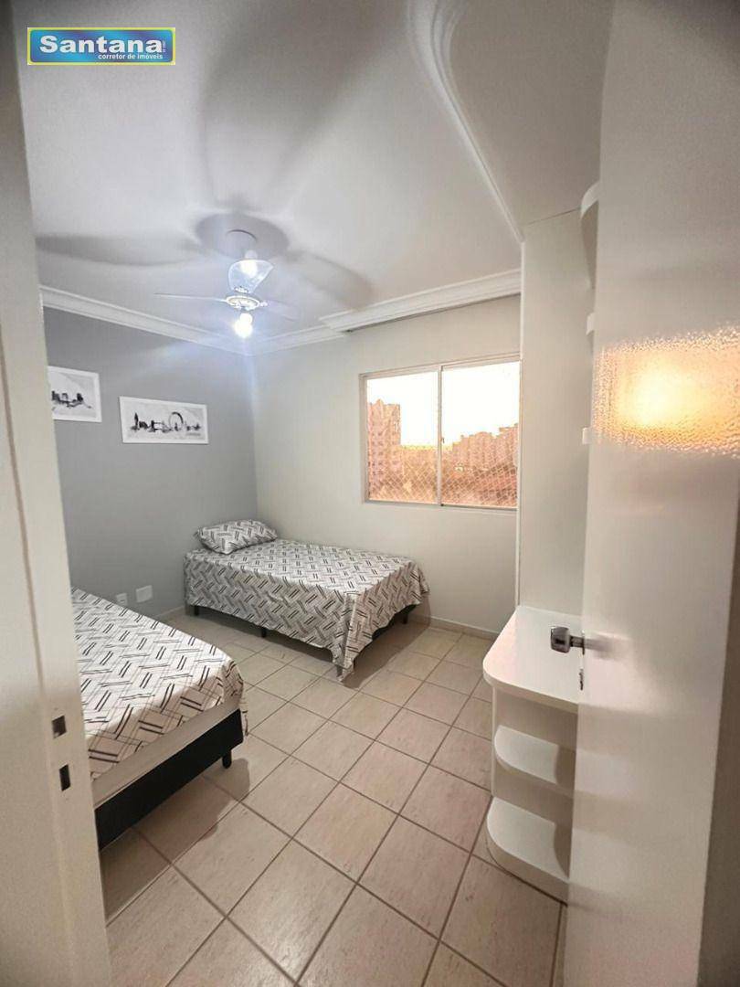 Apartamento à venda com 2 quartos, 64m² - Foto 4