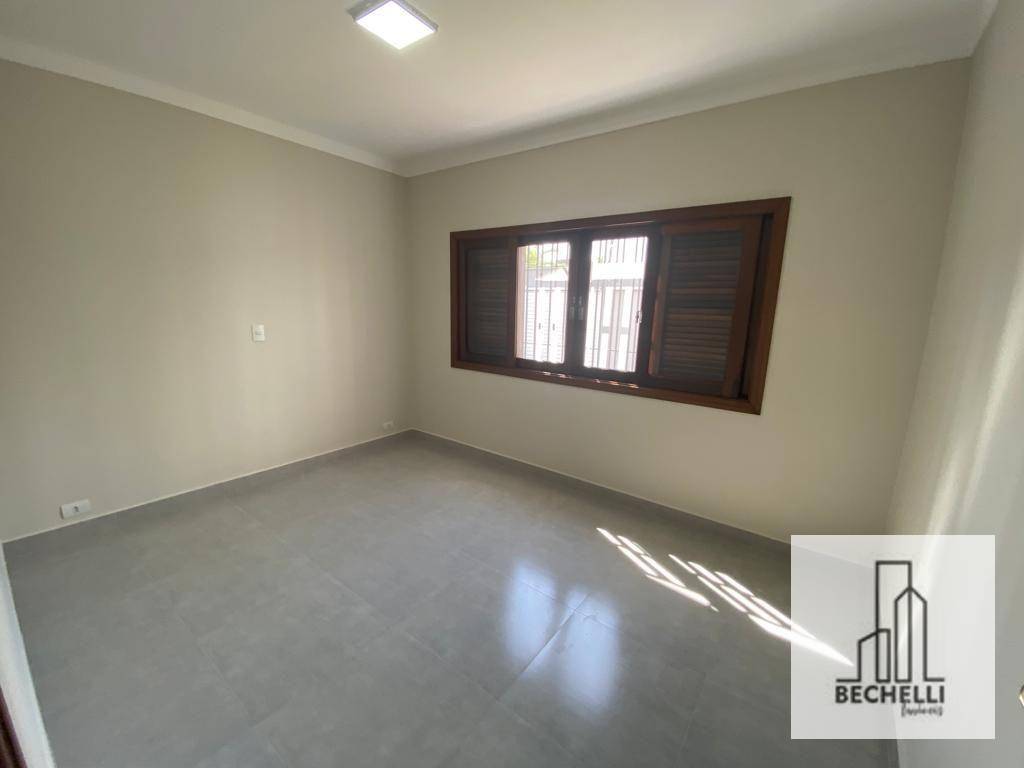 Casa à venda com 3 quartos, 158m² - Foto 9