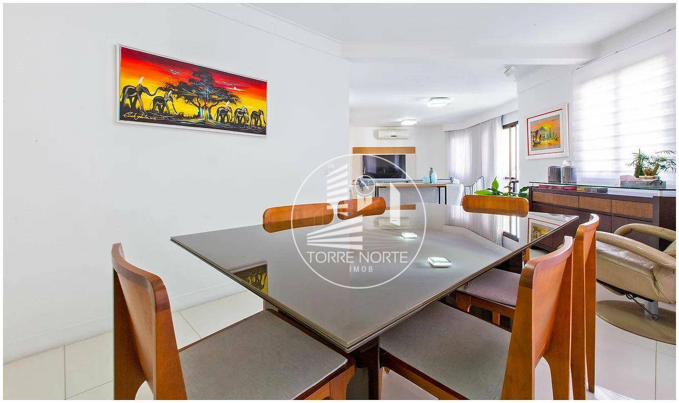 Apartamento à venda com 4 quartos, 230m² - Foto 33