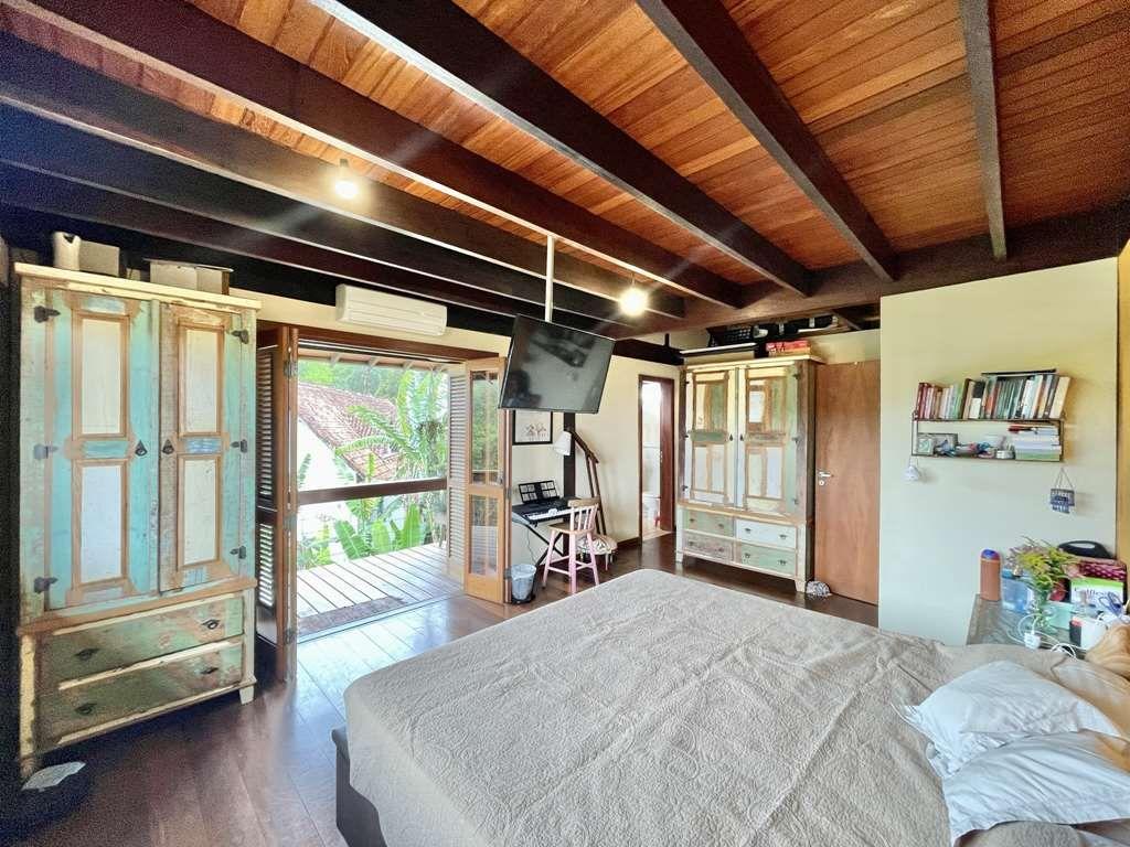 Sobrado à venda com 3 quartos, 282m² - Foto 23