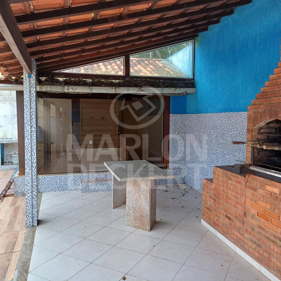 Casa à venda com 3 quartos, 218m² - Foto 13