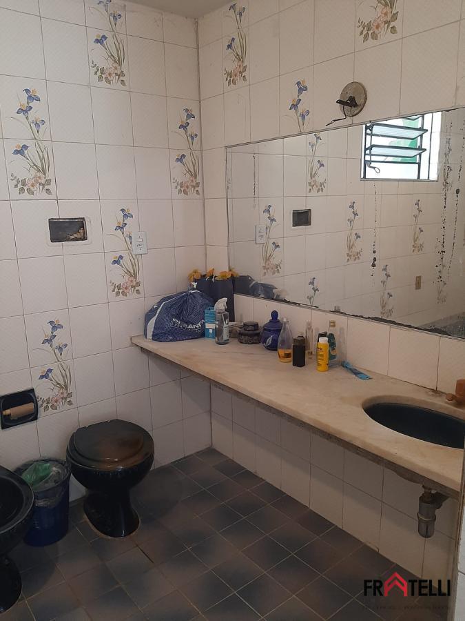 Casa à venda com 4 quartos, 159m² - Foto 13