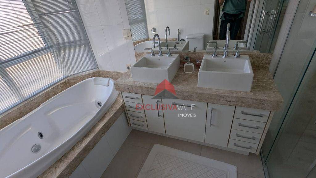 Casa de Condomínio para alugar com 4 quartos, 320m² - Foto 41