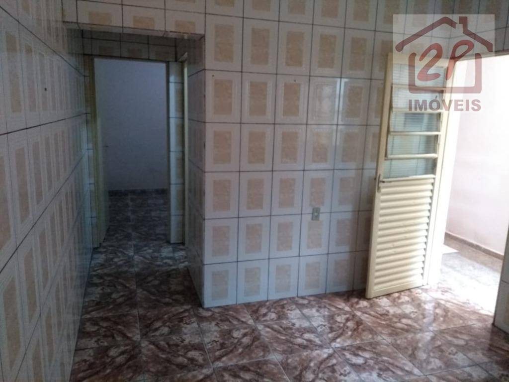 Casa à venda com 2 quartos, 128M2 - Foto 1