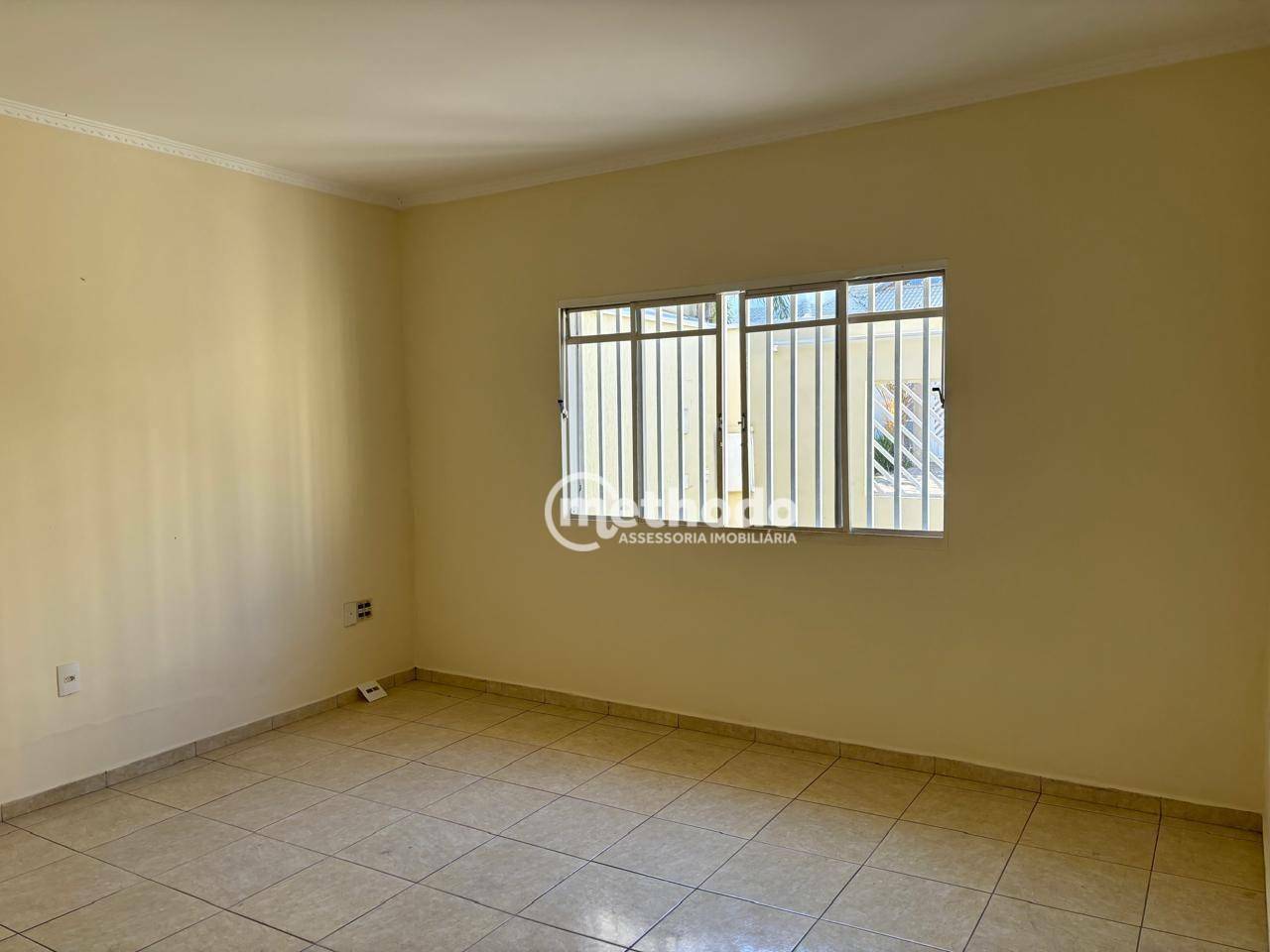 Casa à venda com 5 quartos, 300m² - Foto 17