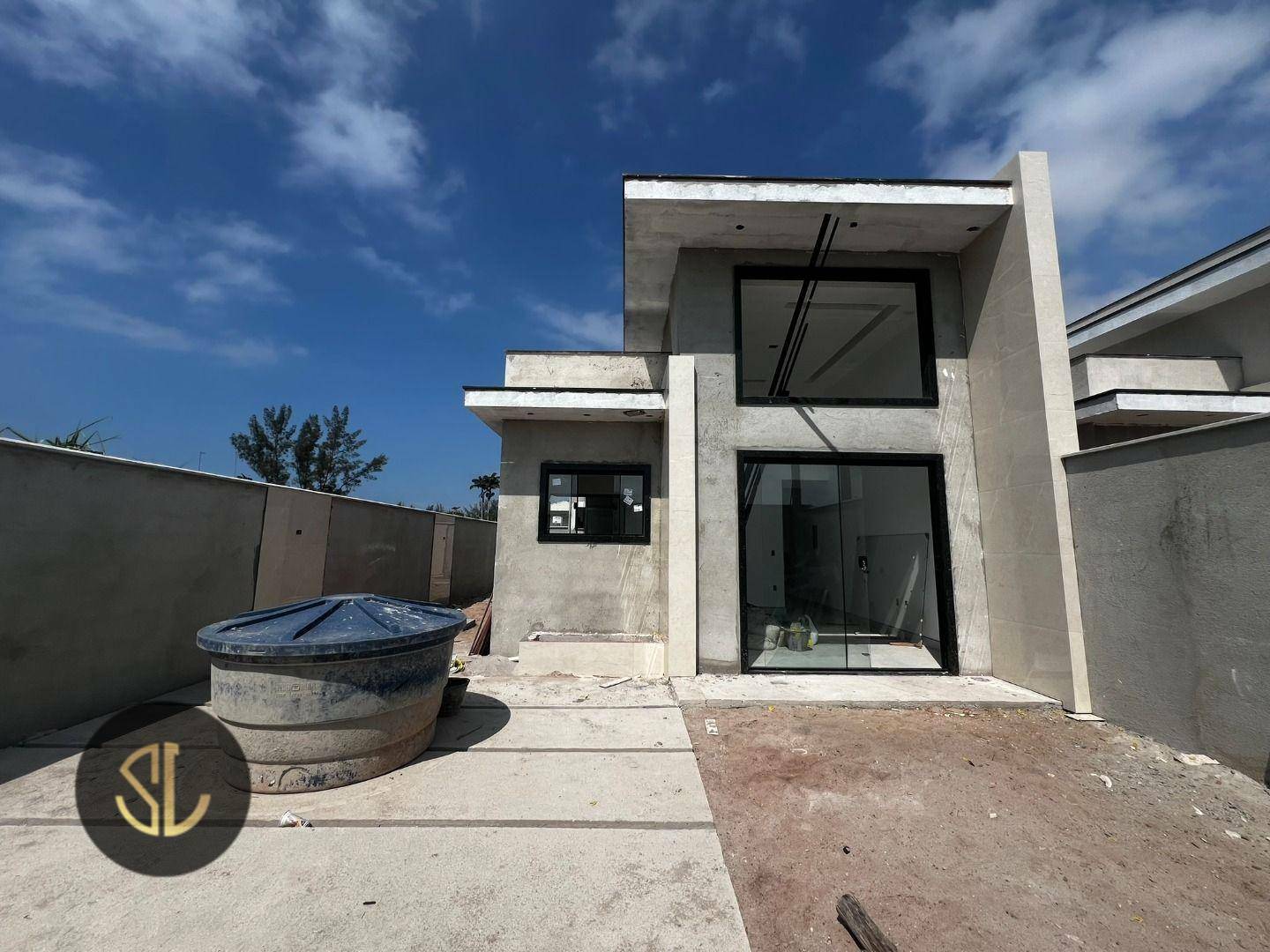 Casa à venda com 2 quartos, 57m² - Foto 1