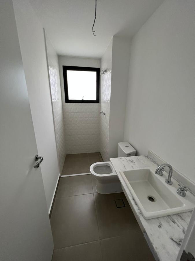 Apartamento à venda com 3 quartos, 161m² - Foto 8