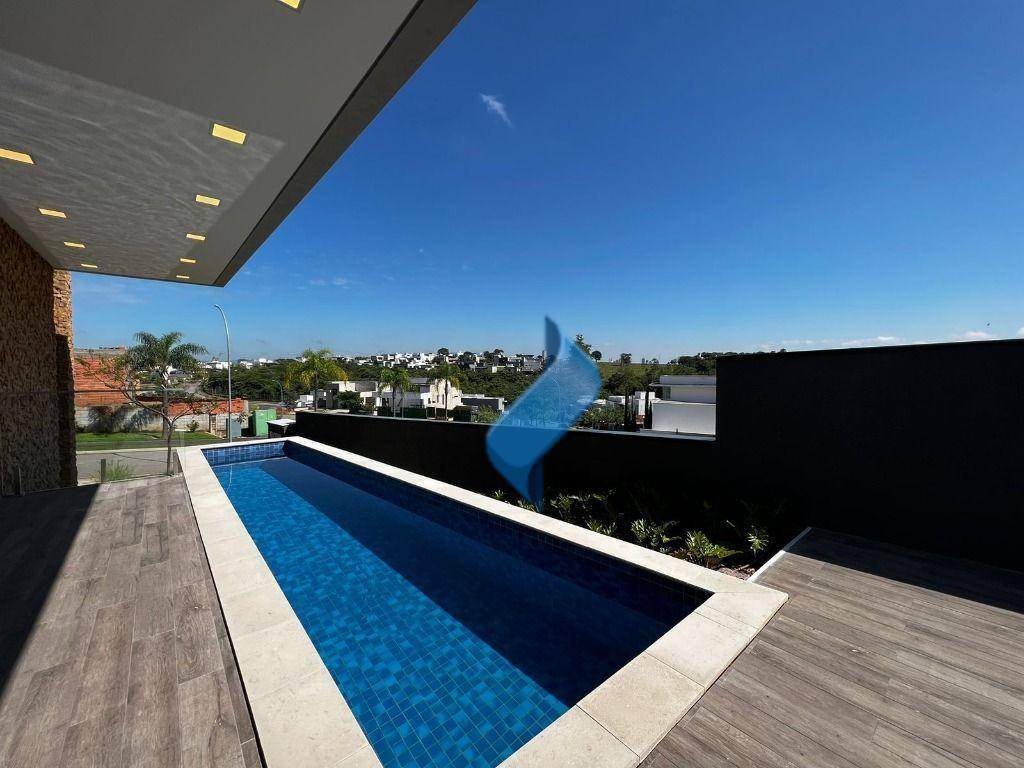 Casa de Condomínio à venda com 4 quartos, 294m² - Foto 1