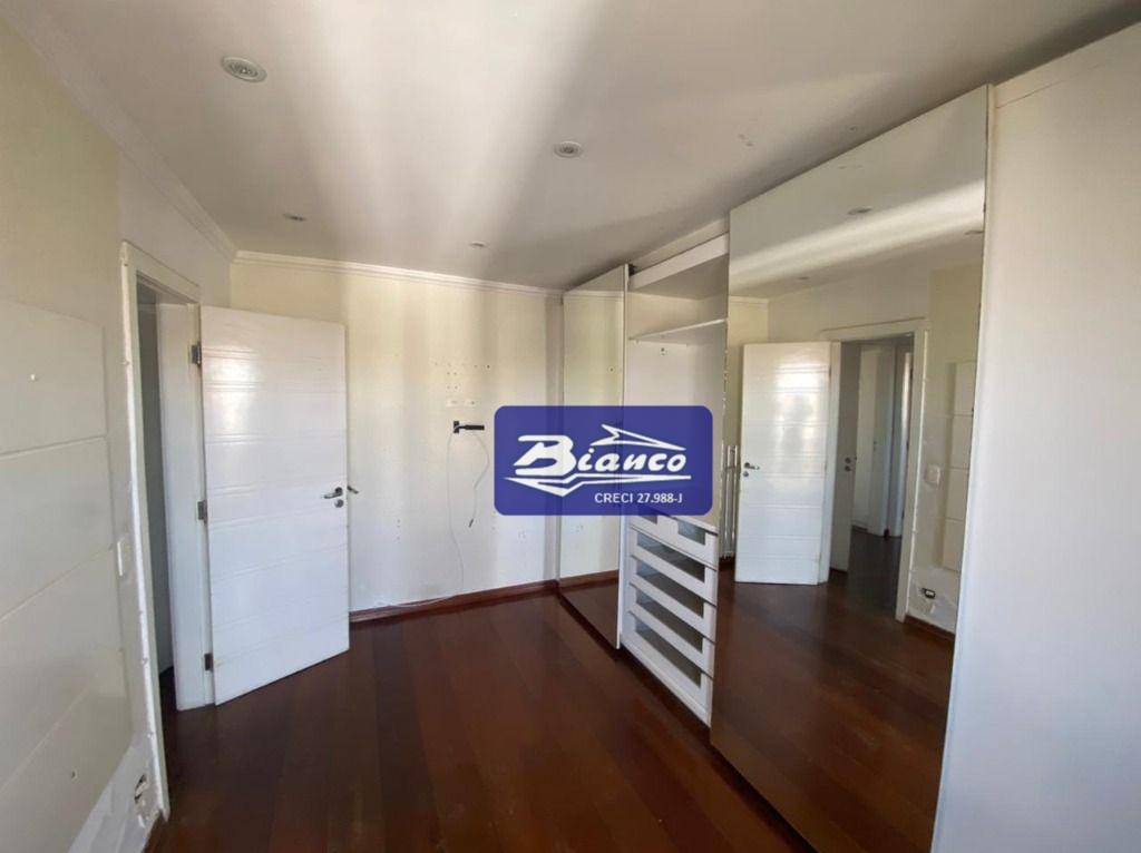 Apartamento à venda com 3 quartos, 130m² - Foto 18