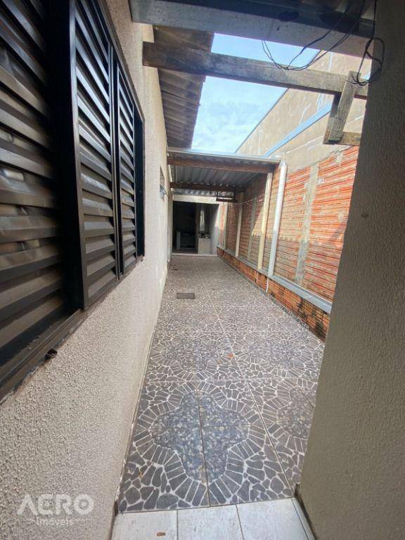 Casa à venda com 2 quartos, 98m² - Foto 13