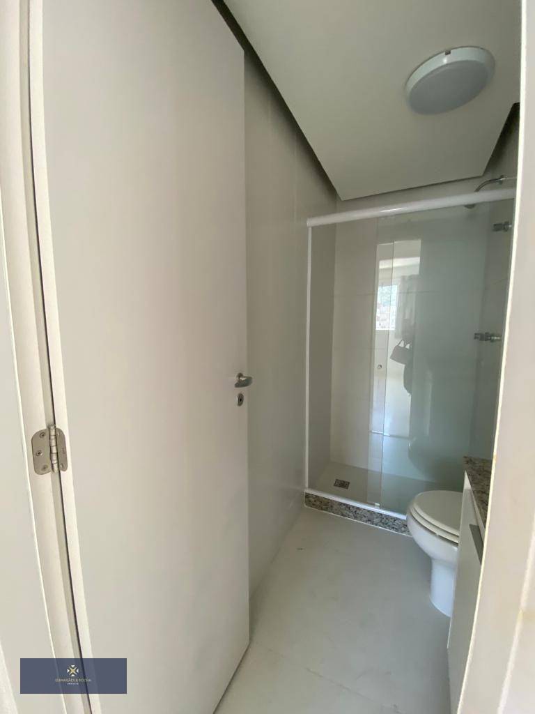 Apartamento à venda com 2 quartos, 70m² - Foto 5