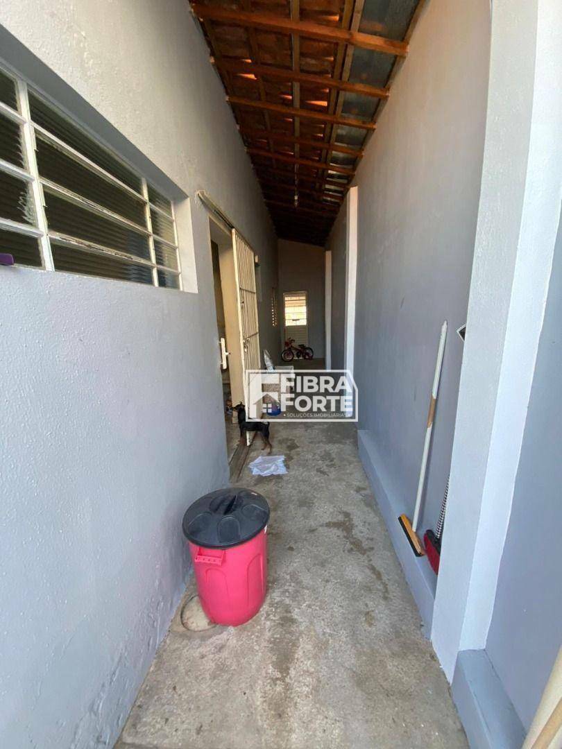 Casa à venda com 3 quartos, 215m² - Foto 23