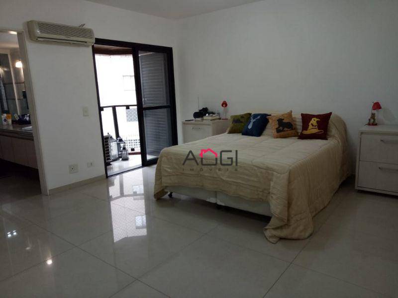 Apartamento à venda com 4 quartos, 212m² - Foto 15