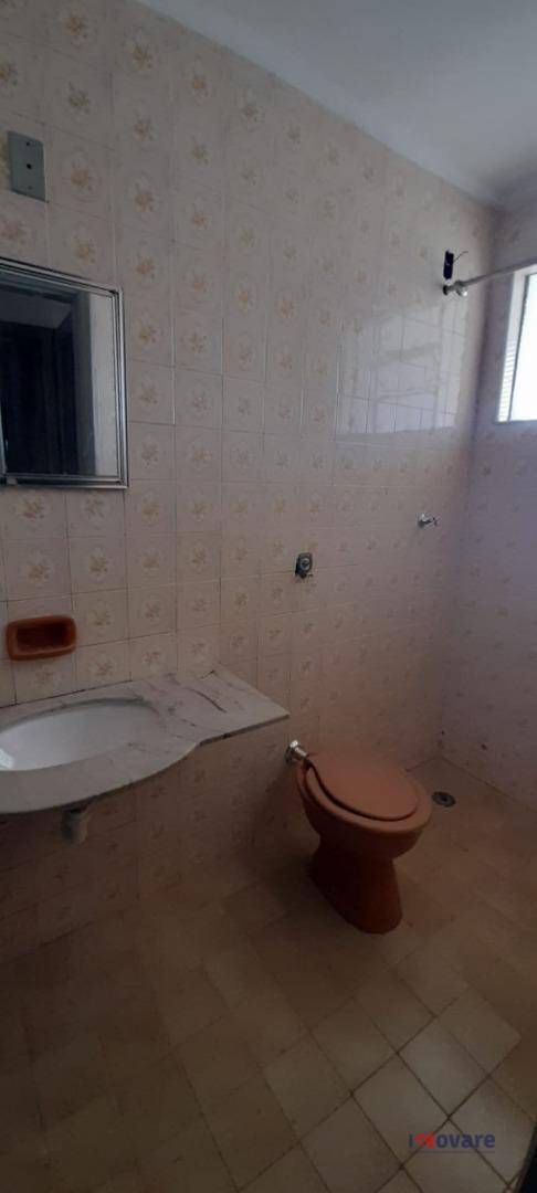 Apartamento para alugar com 3 quartos, 50m² - Foto 2