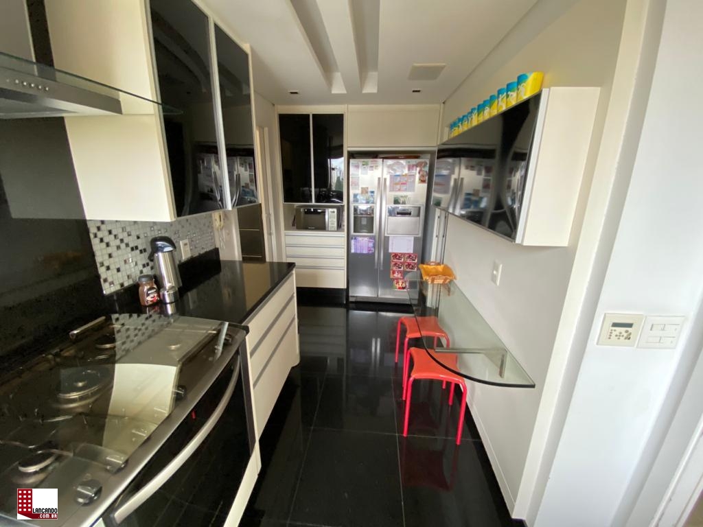 Apartamento à venda com 2 quartos, 180m² - Foto 17