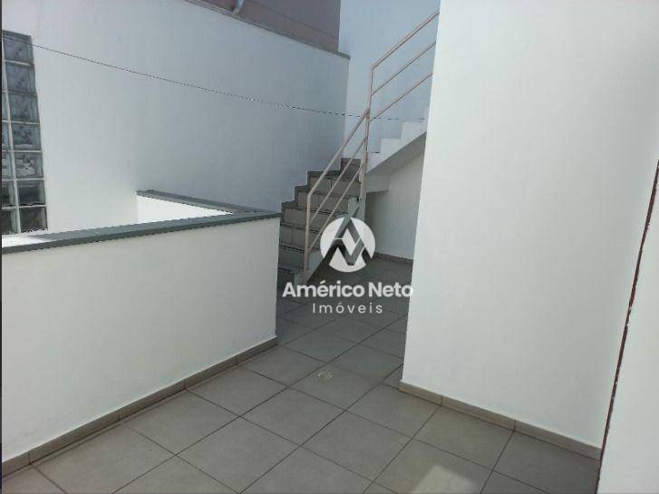 Sobrado à venda com 3 quartos, 250m² - Foto 12