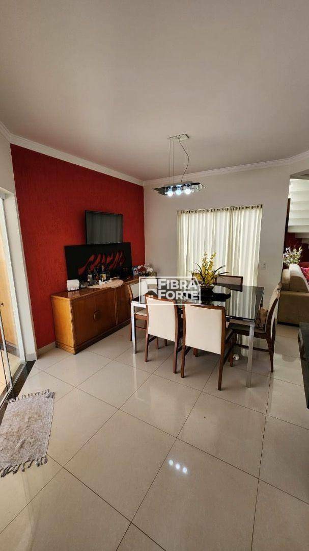 Casa de Condomínio à venda com 3 quartos, 238m² - Foto 9