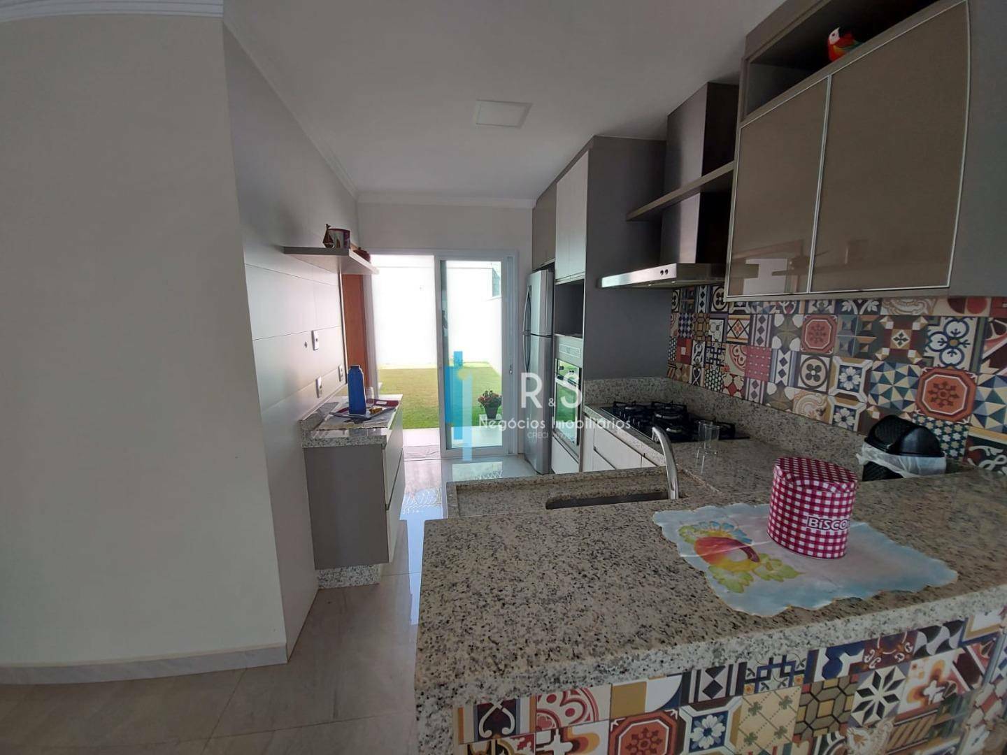 Casa à venda com 3 quartos, 163m² - Foto 14