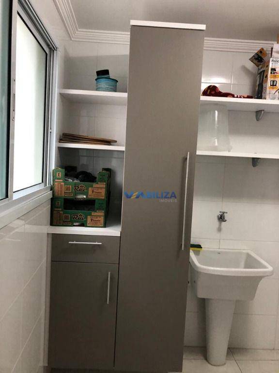 Apartamento à venda com 3 quartos, 147m² - Foto 2