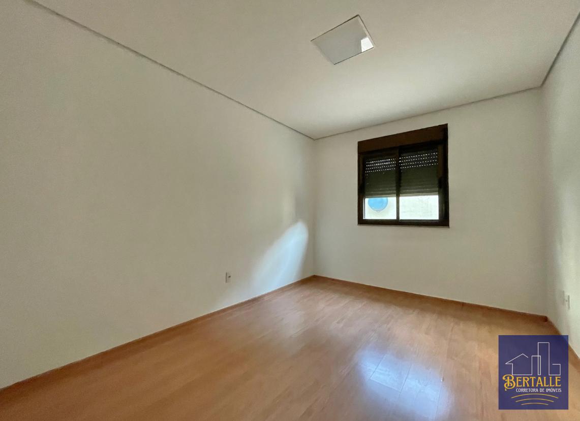 Apartamento à venda com 3 quartos, 250m² - Foto 5