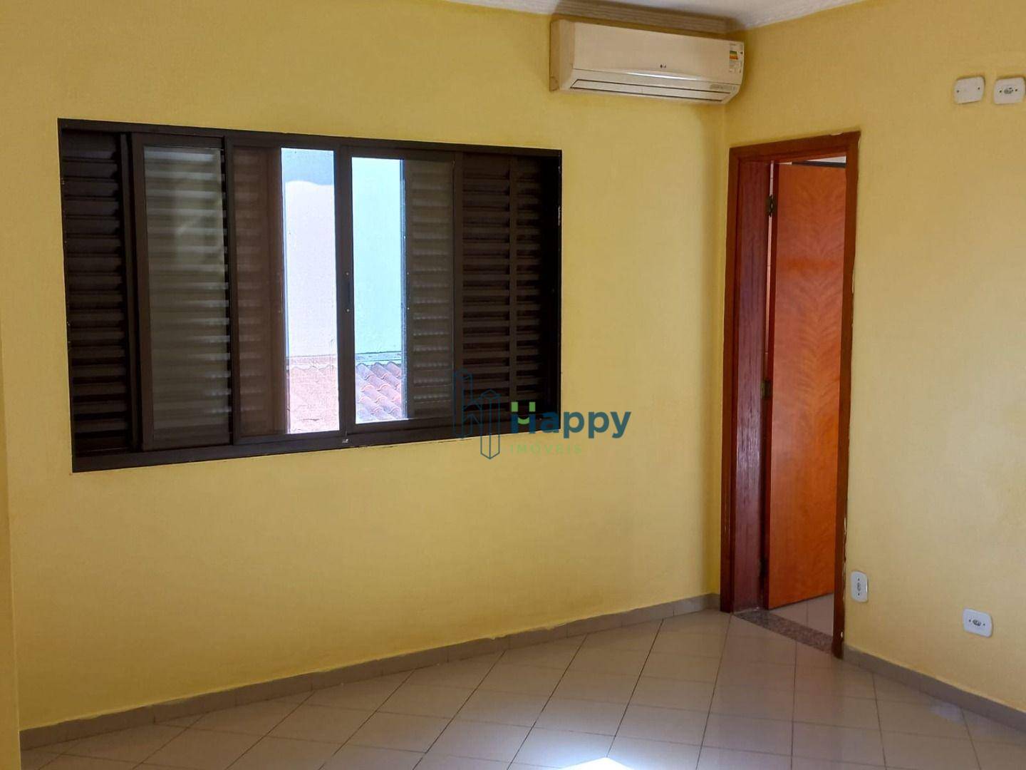 Casa à venda com 4 quartos, 260m² - Foto 11