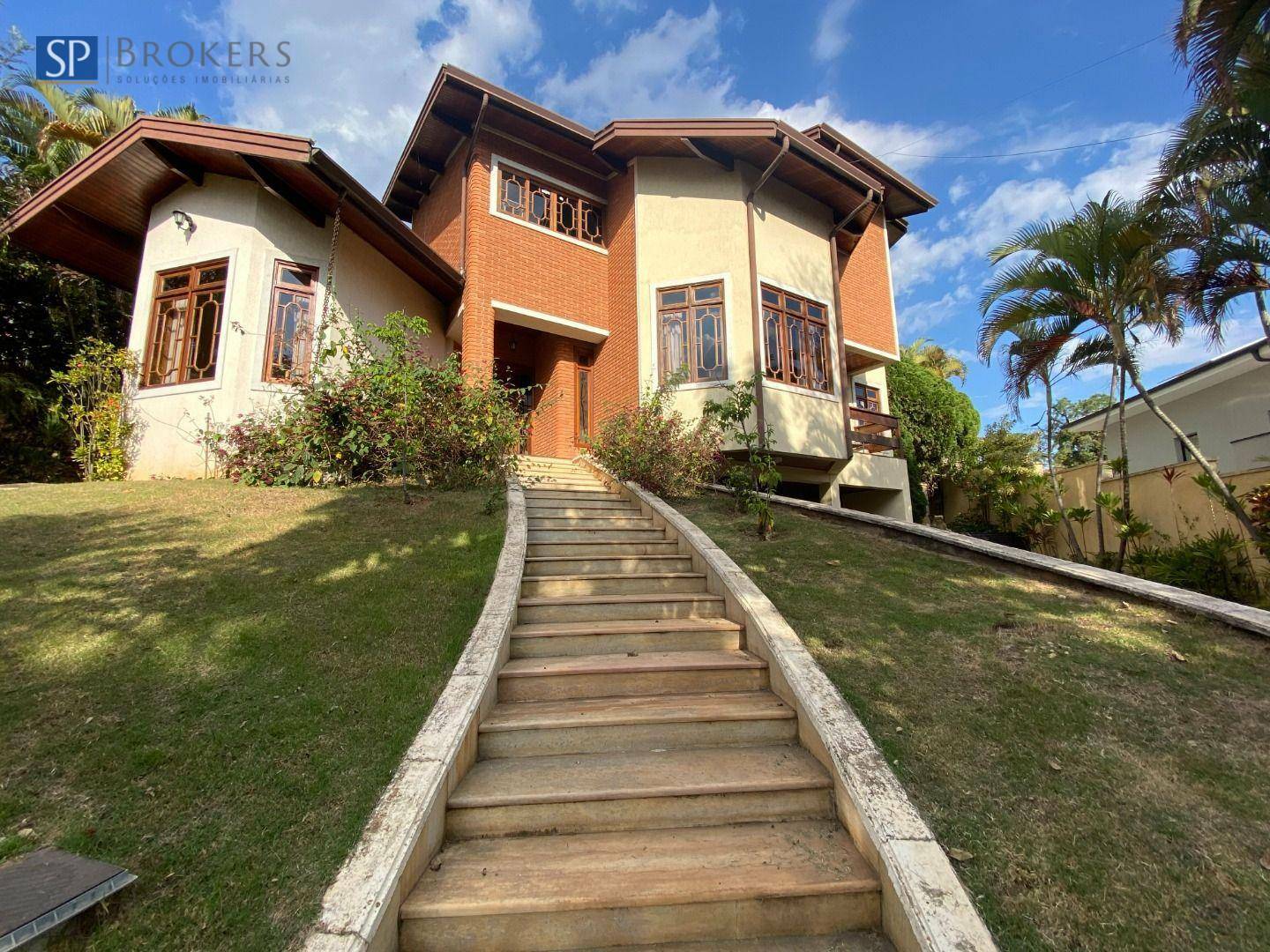 Casa de Condomínio para alugar com 4 quartos, 422m² - Foto 1