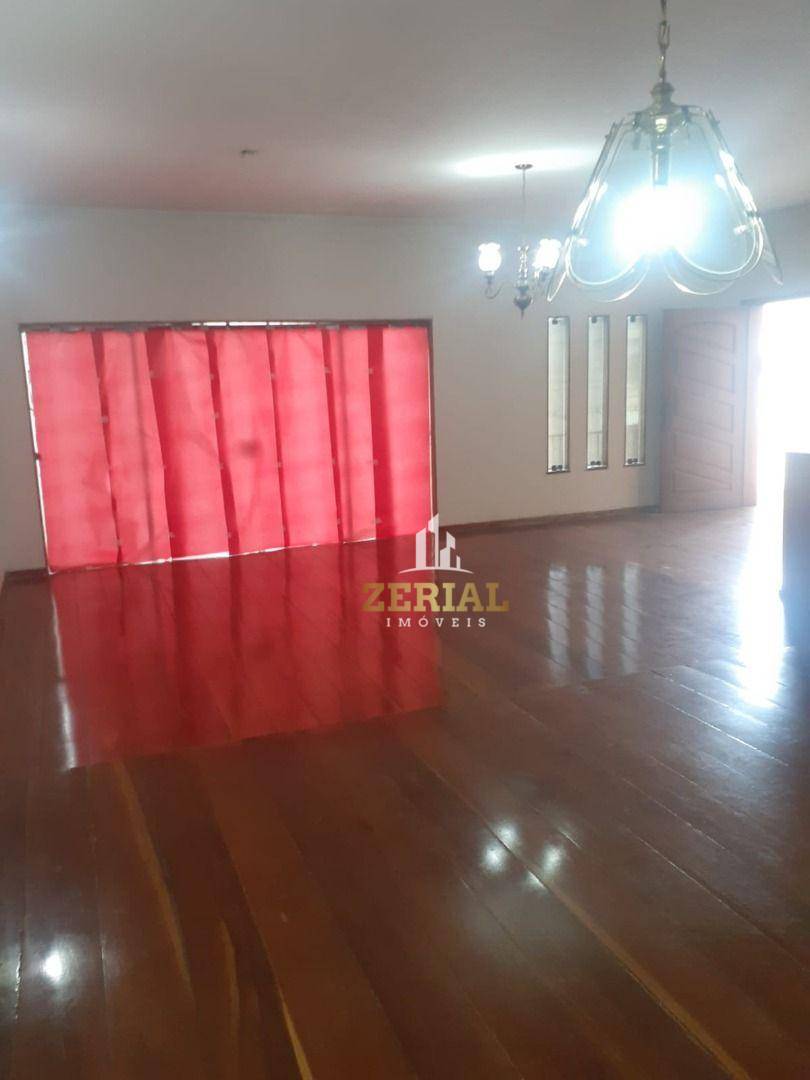 Sobrado à venda com 4 quartos, 296m² - Foto 1