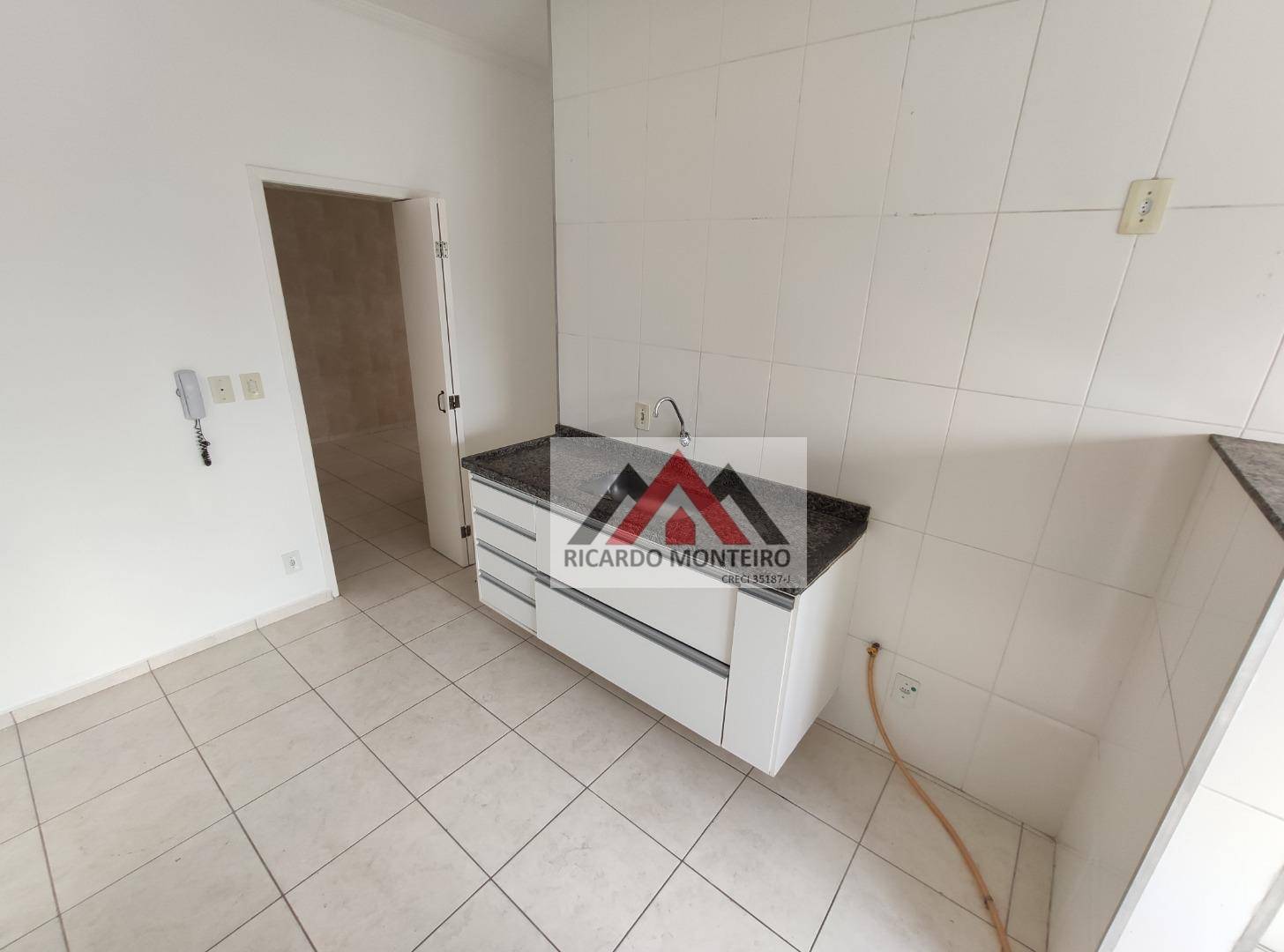 Apartamento à venda com 2 quartos, 71m² - Foto 5