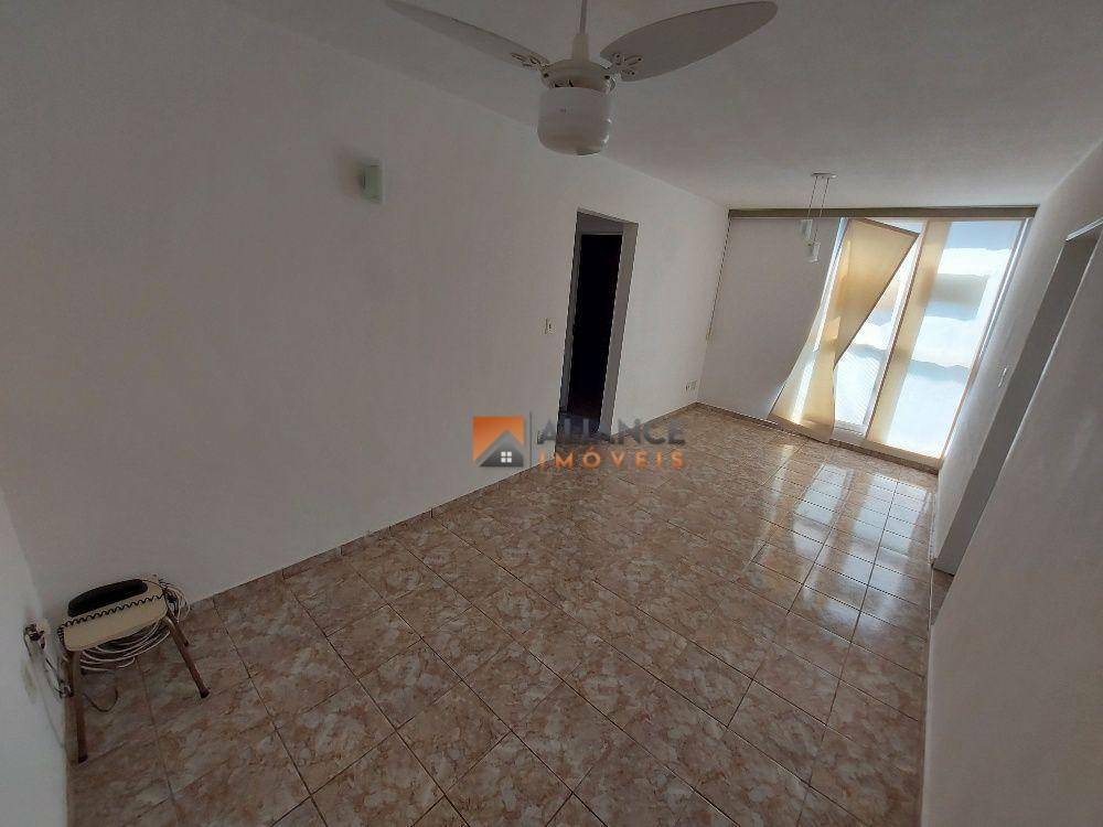 Apartamento à venda com 2 quartos, 58m² - Foto 12