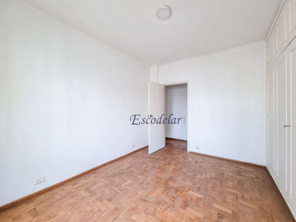 Apartamento à venda com 3 quartos, 160m² - Foto 17