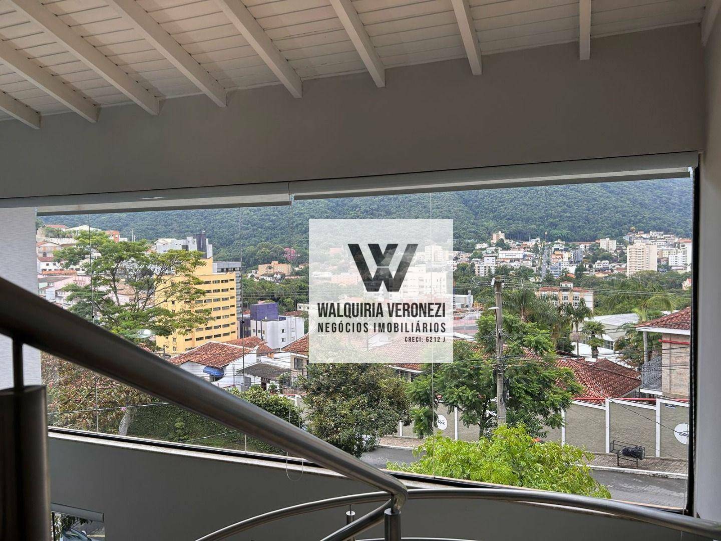 Casa à venda com 3 quartos, 419m² - Foto 10