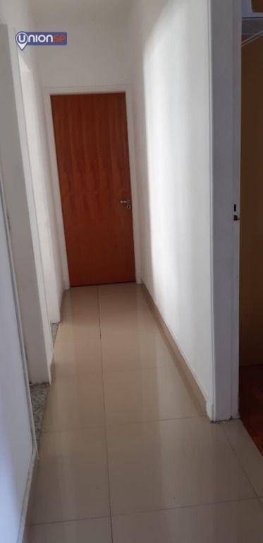 Apartamento à venda com 3 quartos, 120m² - Foto 2