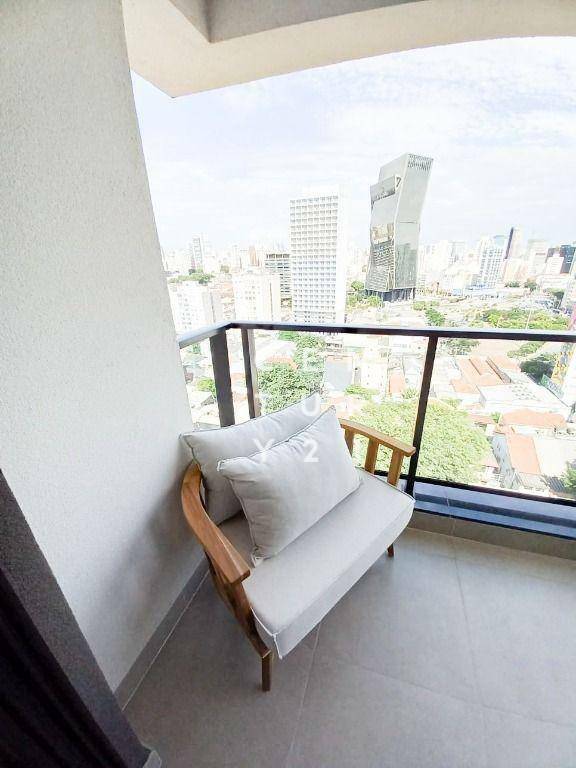 Apartamento para alugar com 2 quartos, 74m² - Foto 27