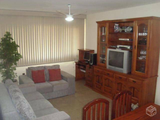 Apartamento à venda com 2 quartos, 90m² - Foto 1