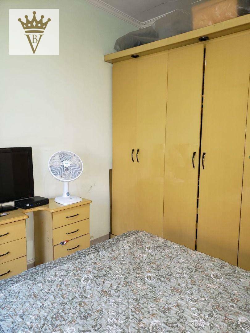 Casa à venda com 2 quartos, 69m² - Foto 10