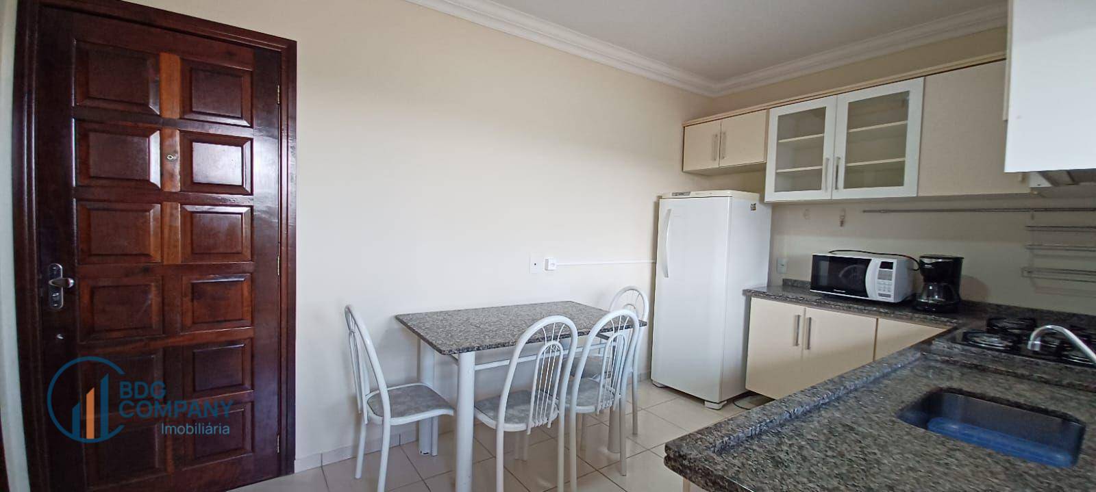 Apartamento para alugar com 3 quartos, 100m² - Foto 21