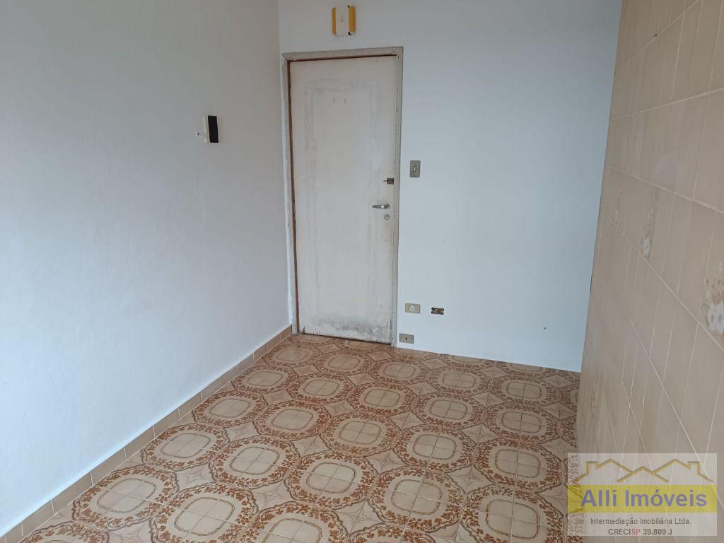 Apartamento à venda com 1 quarto, 40m² - Foto 3