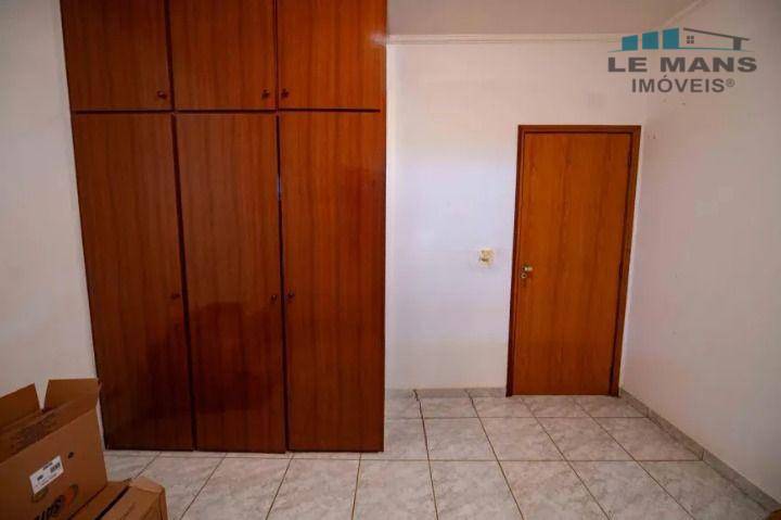 Casa à venda com 3 quartos, 178m² - Foto 15