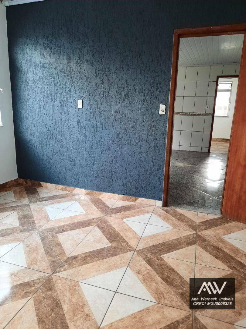 Casa à venda com 2 quartos, 80m² - Foto 6
