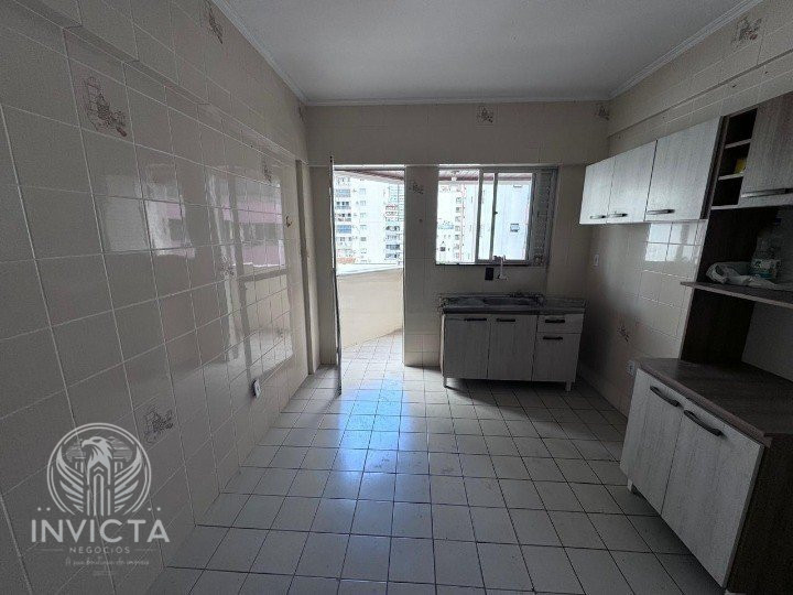 Apartamento à venda com 3 quartos, 134m² - Foto 14