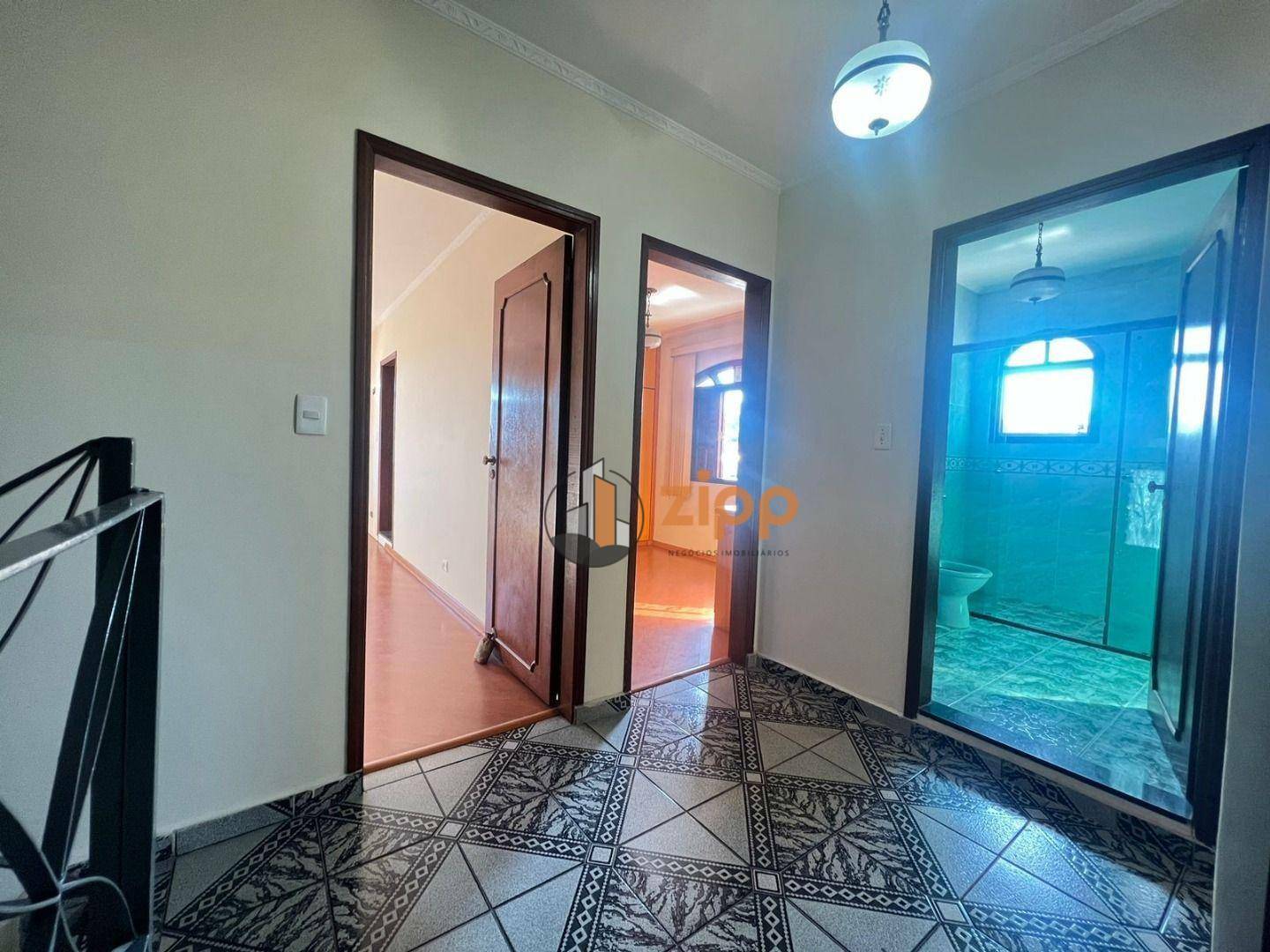 Sobrado à venda com 6 quartos, 300m² - Foto 19