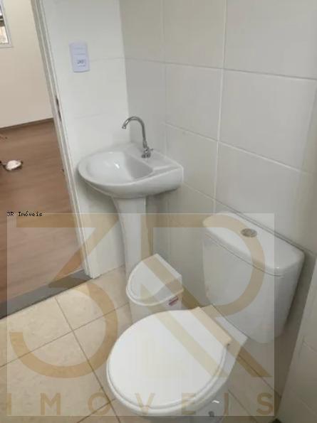 Apartamento à venda com 2 quartos, 50m² - Foto 9