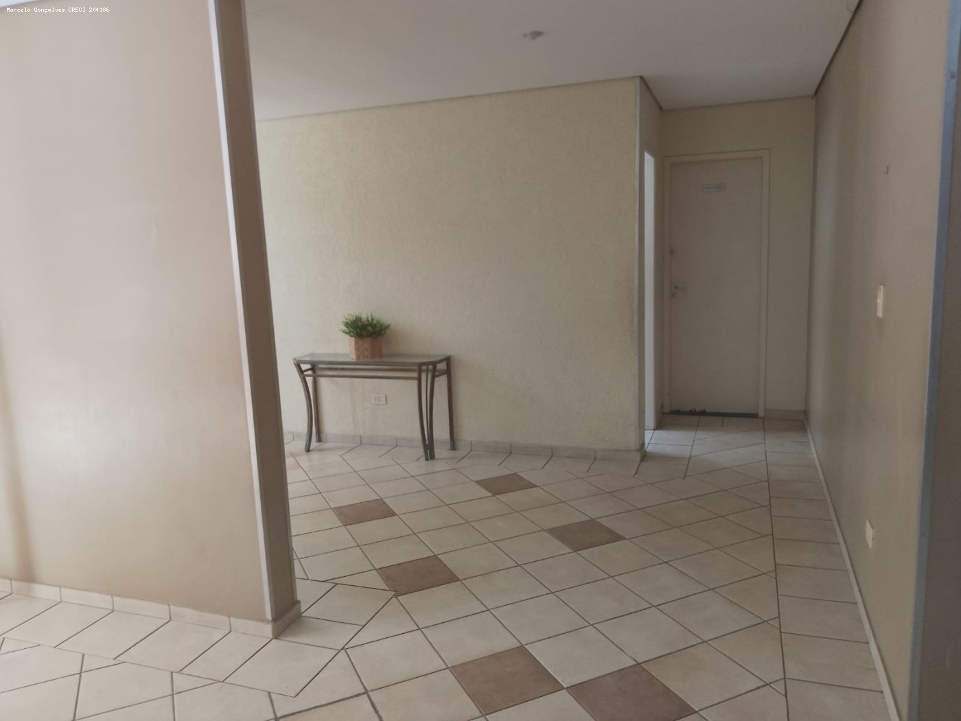 Apartamento à venda com 2 quartos, 54m² - Foto 25